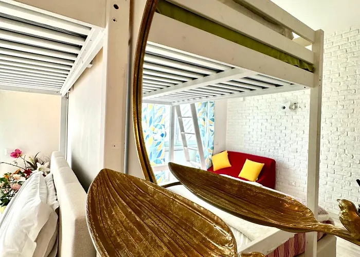 Marconi Apartment *